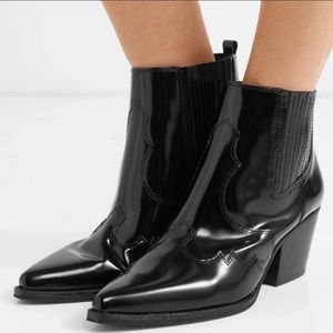 Sam Edelman Winona rain books